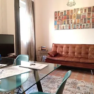 Appartement Vintage Azahar Triana, Sevilla